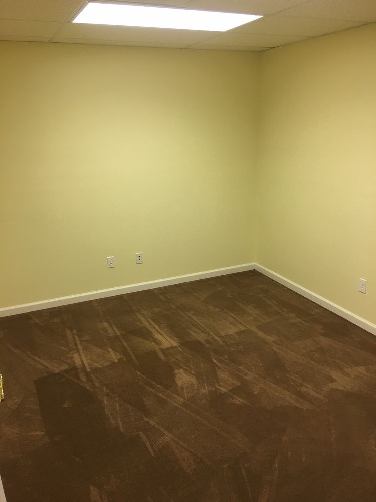 Mountain Creek Professional Center: 901 Mountain Creek Rd, Chattanooga, TN 37405